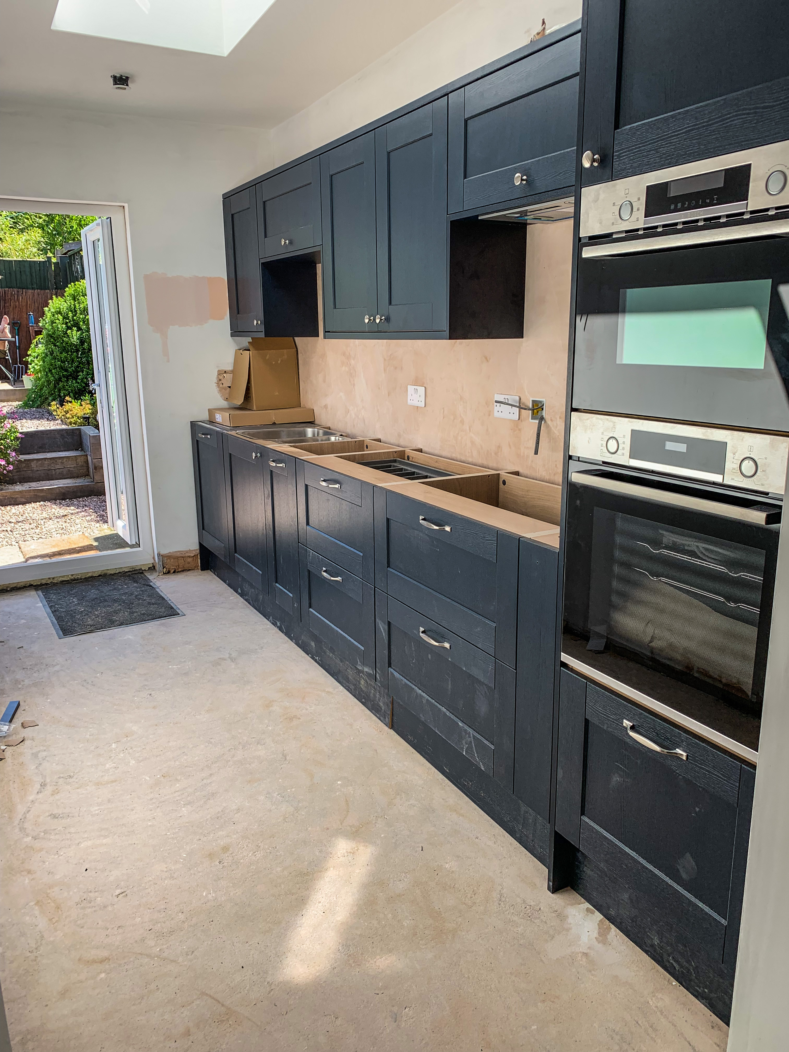 5003604D-1EE6-4AA7-8378-8F8371667953